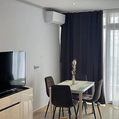 Diamond By The Sea Apartman