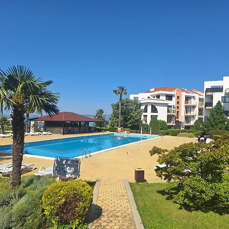 Diamond By The Sea סבטי ולאס