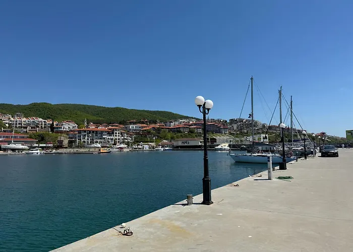 Diamond By The Sea Apartment *